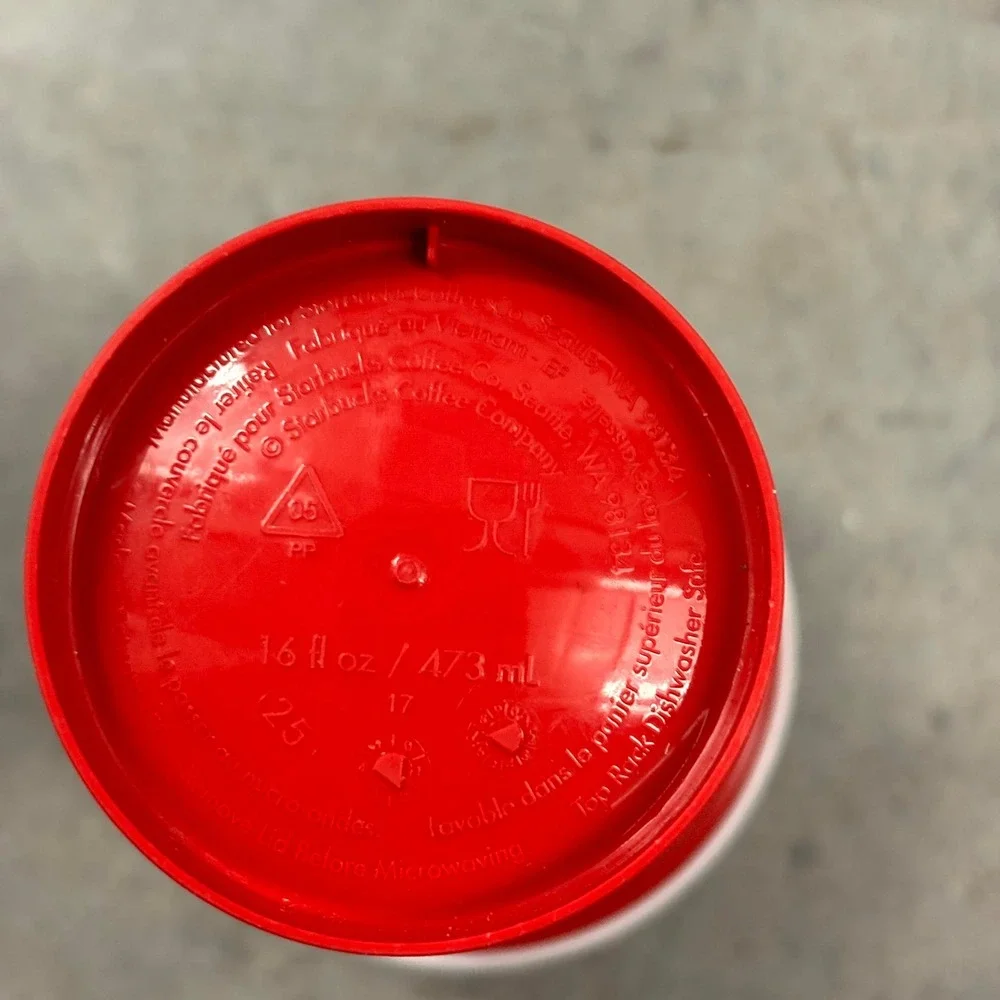 Starbucks Red Holiday Reusable Hot Cup 16oz Cheers Christmas Travel Tumbler Lid